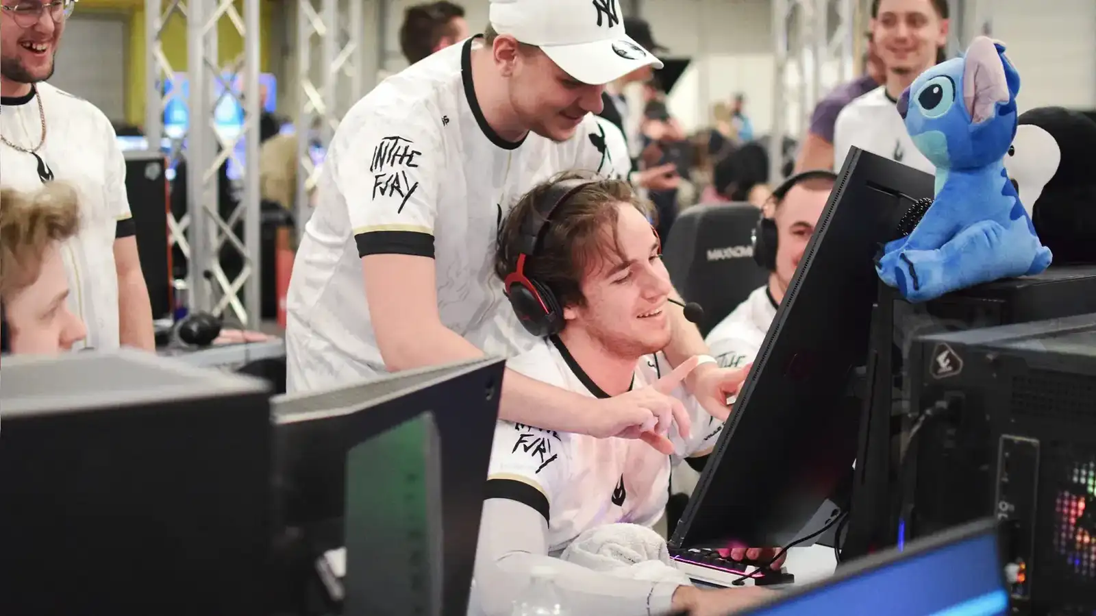 Photo d’équipe en événement esport